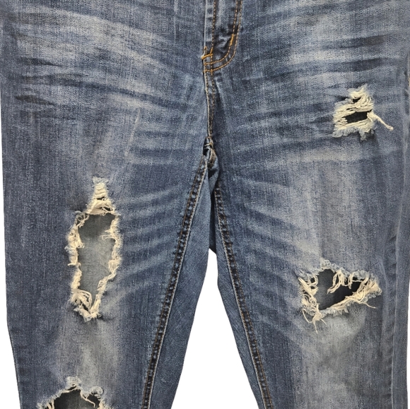Refuge Distressed Skinny Jeans Medium Dark Wash Size 8 Blue Denim Ripped - Picture 3 of 15